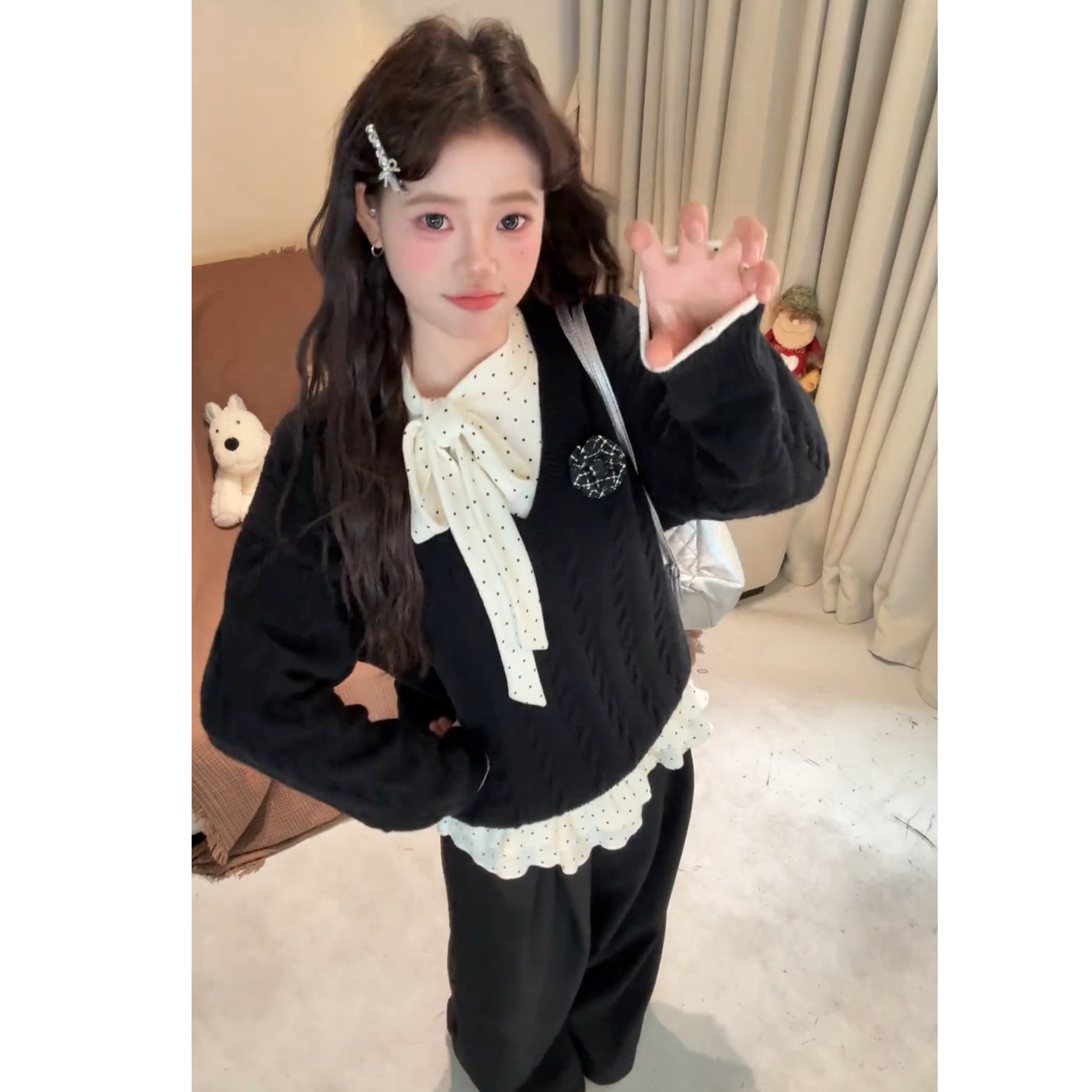 流行一整套2025秋冬新款时尚甜美减龄打底毛衣裤子三件套