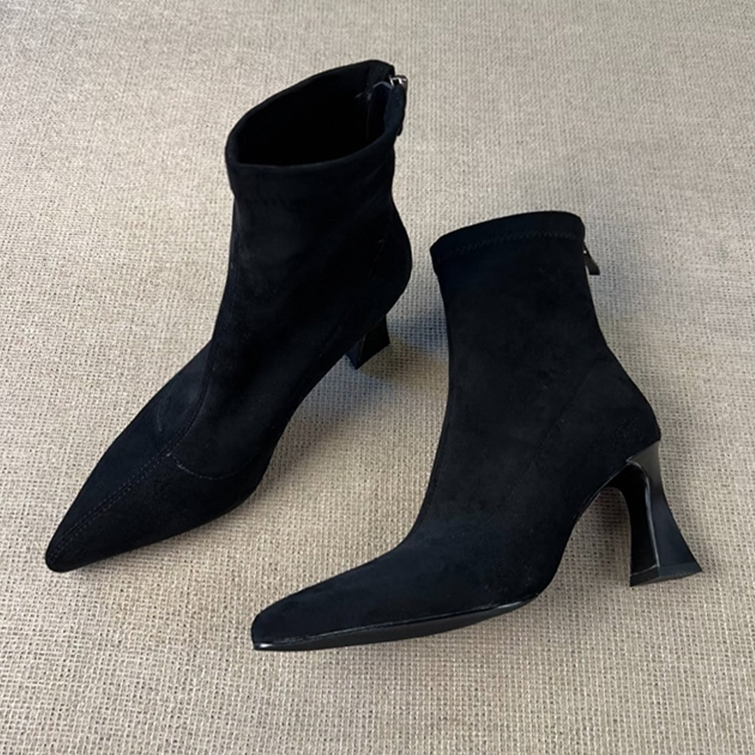 法式尖头短靴女气质美拉德靴子高跟不累脚小踝靴西部绒面瘦瘦靴女