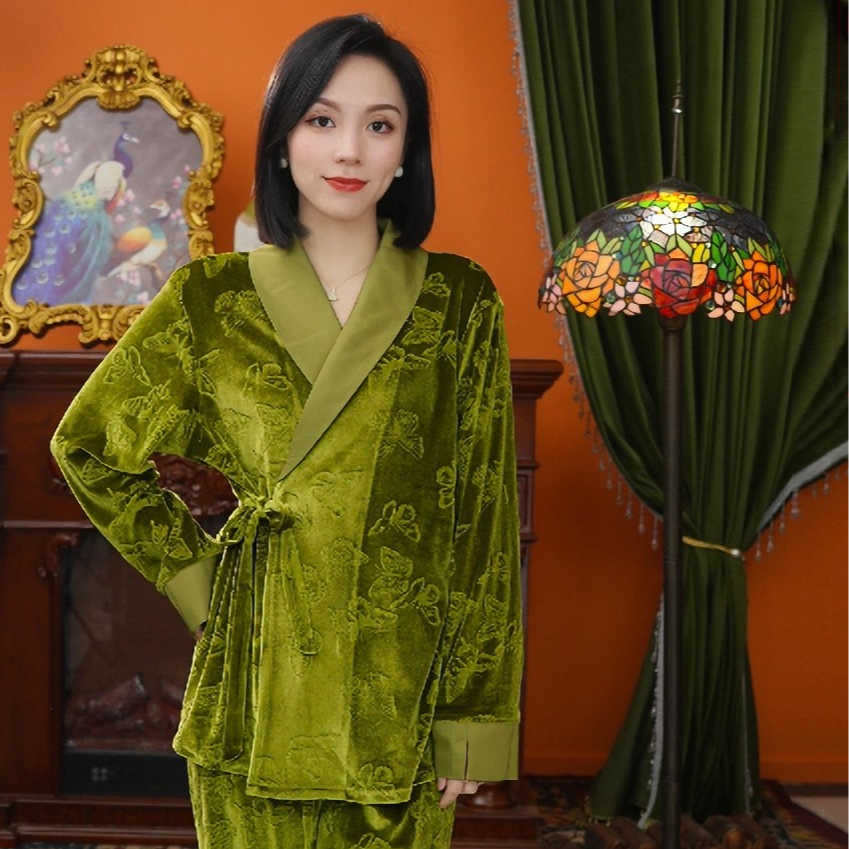 达芬奇密码睡衣女士新款蝴蝶金钻绒套加厚长袖秋冬家居服保暖套装