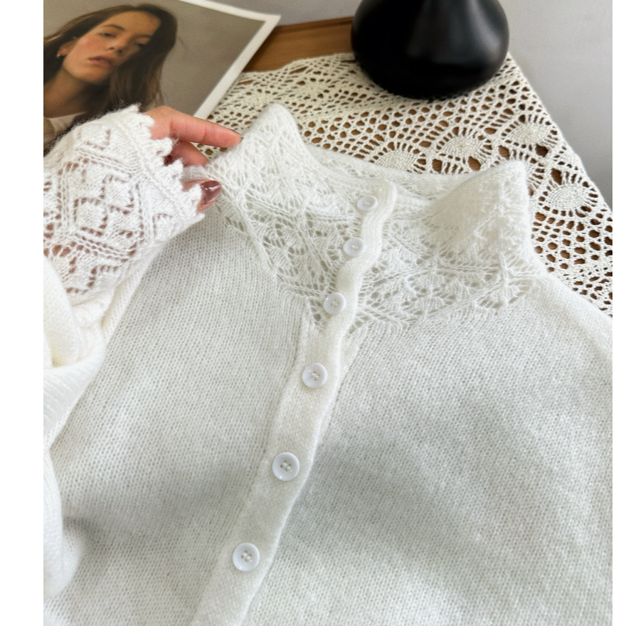 奶呼呼羊毛钩花韩版立领软糯好穿针织开衫秋冬新显瘦经典百搭毛衣