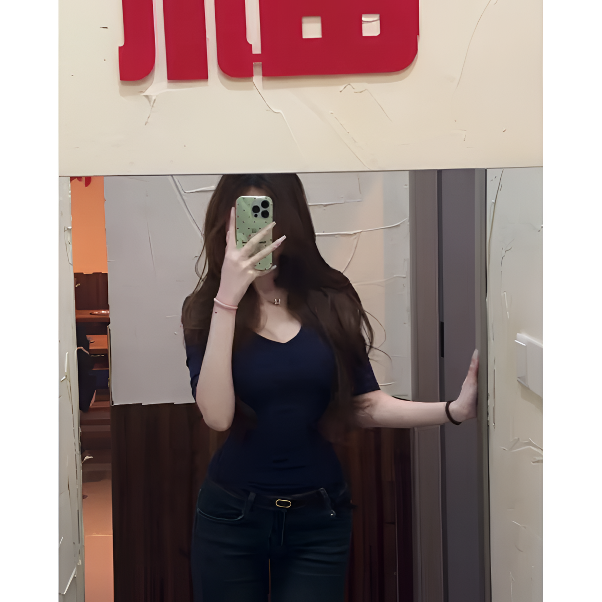 纯欲性感辣妹简约夏季V领新款弹力显瘦五分袖修身收腰百搭女上衣T