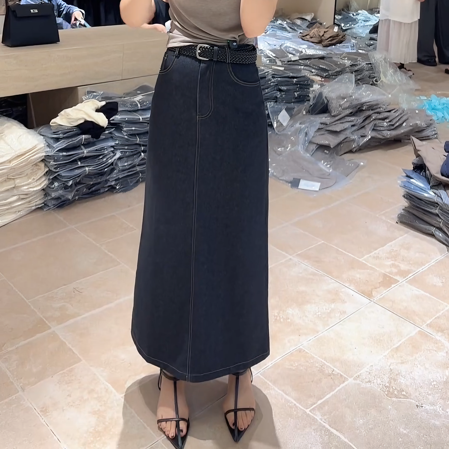 2025夏季新款显瘦气质后开叉气质复古感牛仔高腰半身裙LK2505136