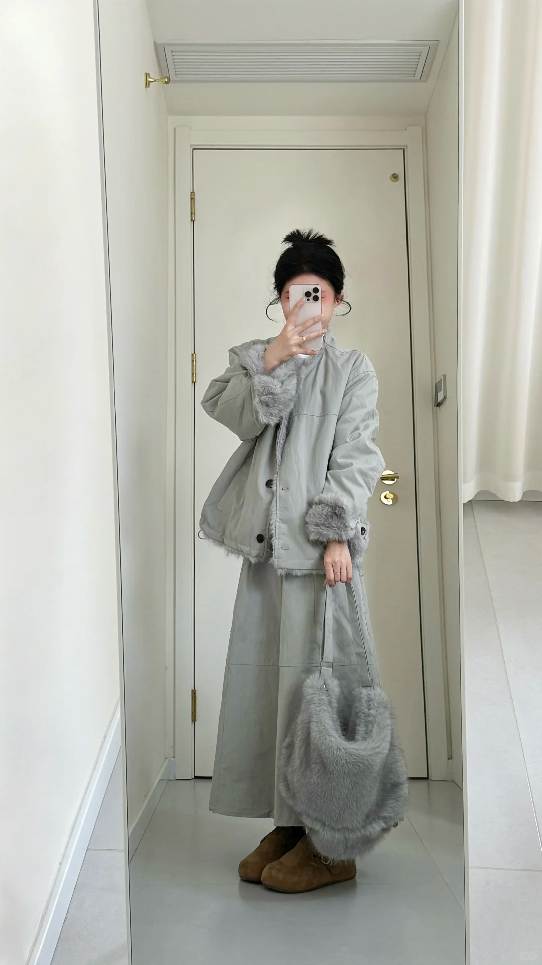 2025冬季新款韩系穿搭加绒加厚羊羔毛外套女搭配半身裙显瘦两件套