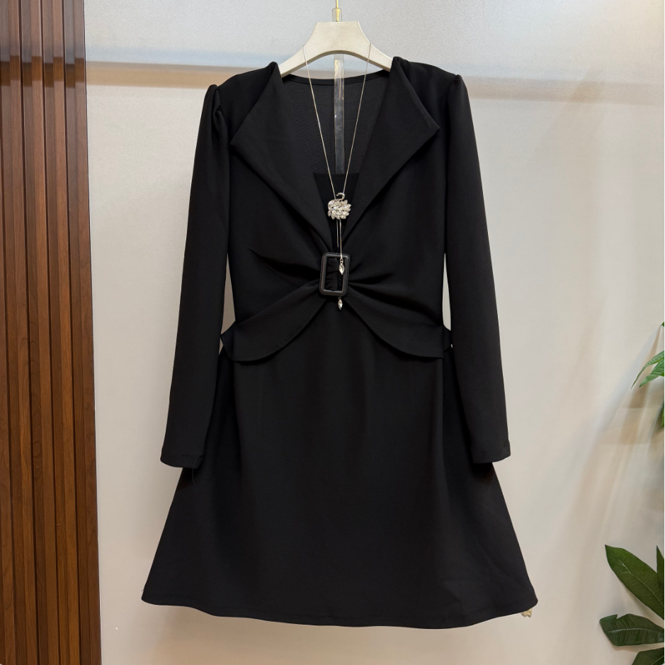 新款大码女装时尚气质假两件翻领轻熟风显瘦连衣裙