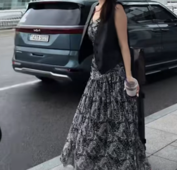 2025早秋时尚潮流百搭爆款女装乖Yyoe