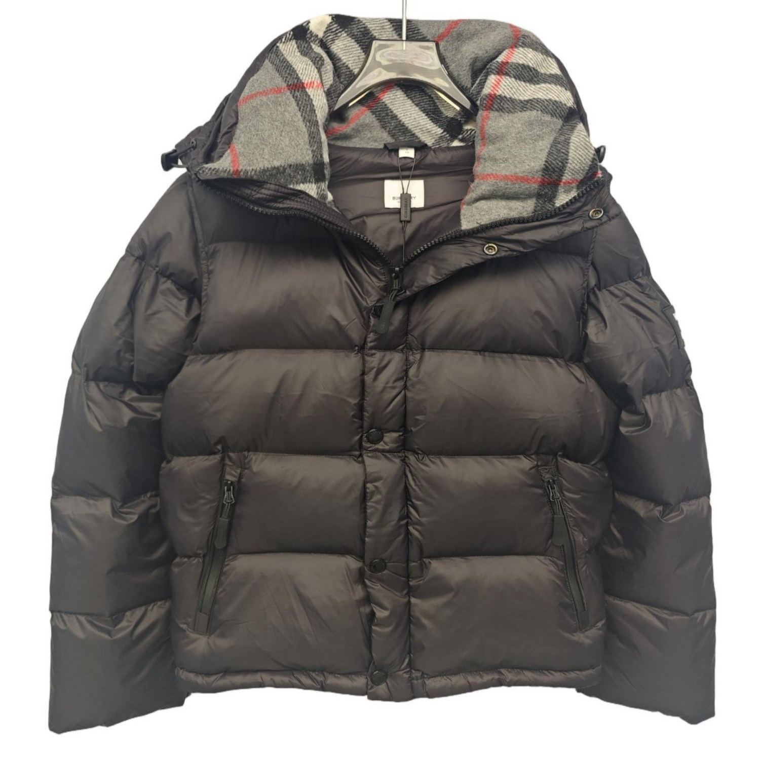 Burberry博柏利 袖子可拆式衣袖连帽羽绒服 冬季 男女同款 黑色