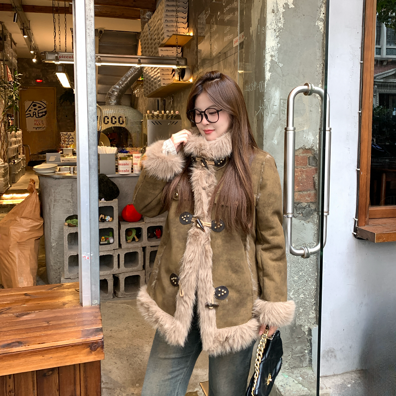 维维&南岛风大码女装拼接毛毛冬季胖mm宽松显瘦毛呢外套ZYY2607