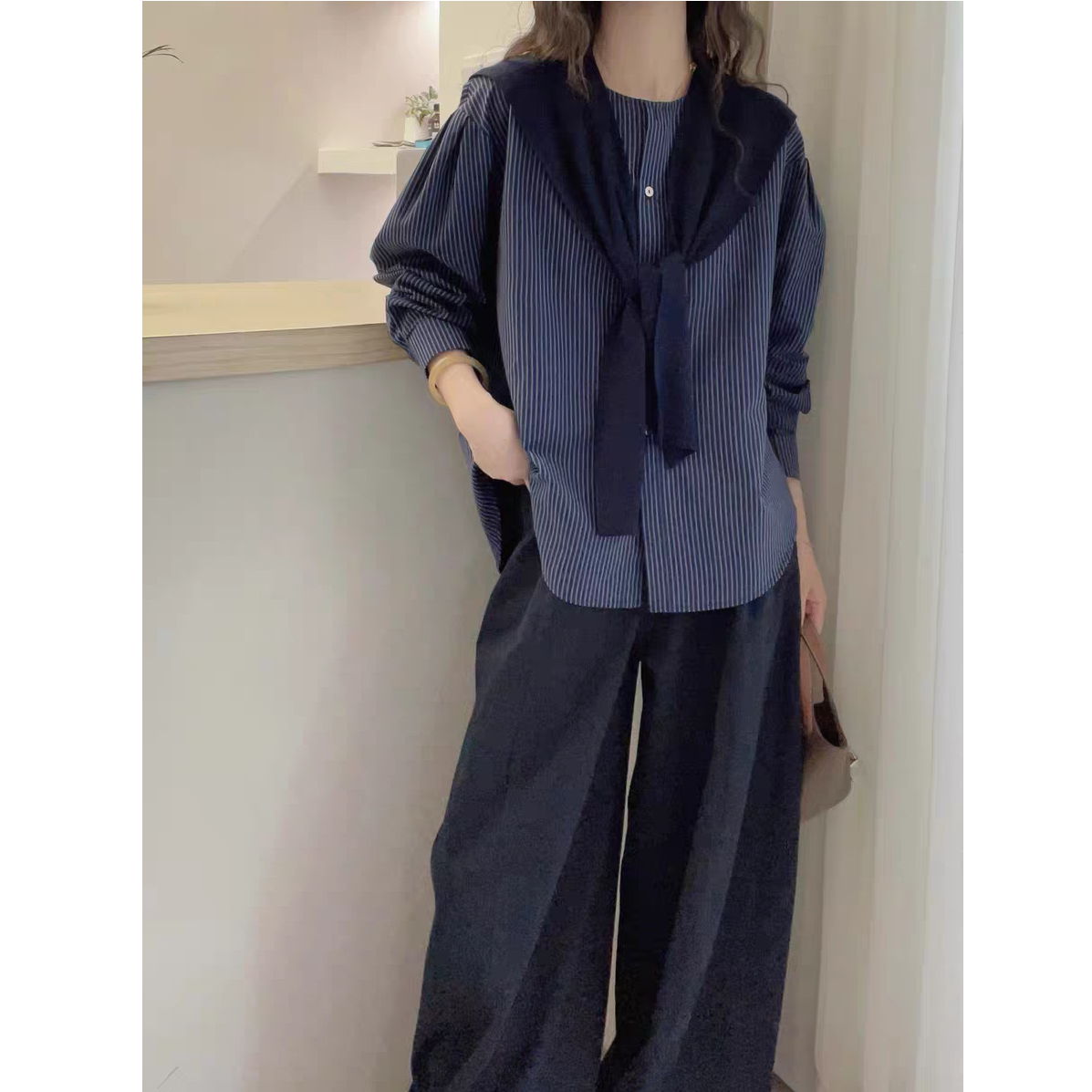 欧洲站2025秋季韩版气质圆领落肩泡泡袖竖条纹拼色配披肩衬衫上衣