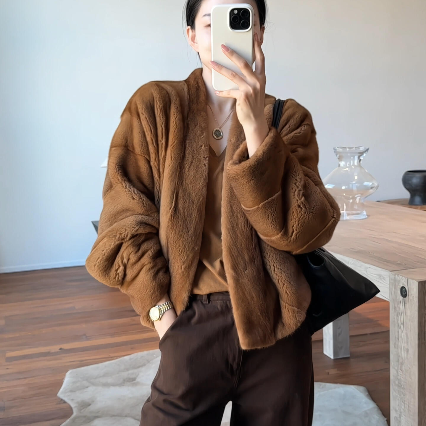 伊奴卡进口天鹅绒貂皮大衣女V领蝙蝠袖慵懒气质竖排整貂水貂皮草