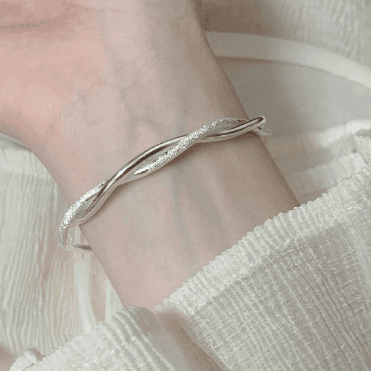 足银手镯 足银手镯2025新款莫比乌斯s999纯银实心手镯520送女朋友