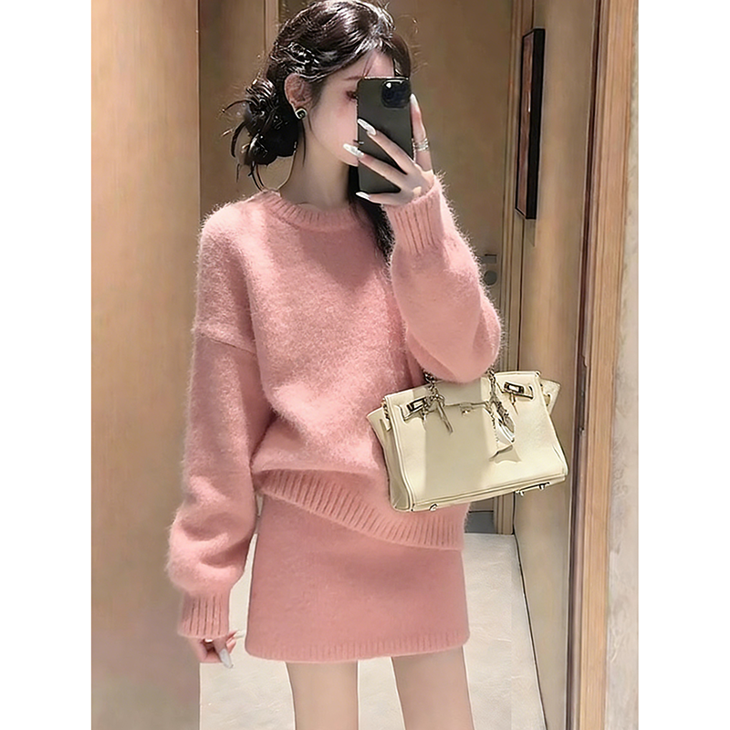 温柔甜美风粉色毛绒毛衣冬季女长袖软糯百搭针织女装套装针织衫