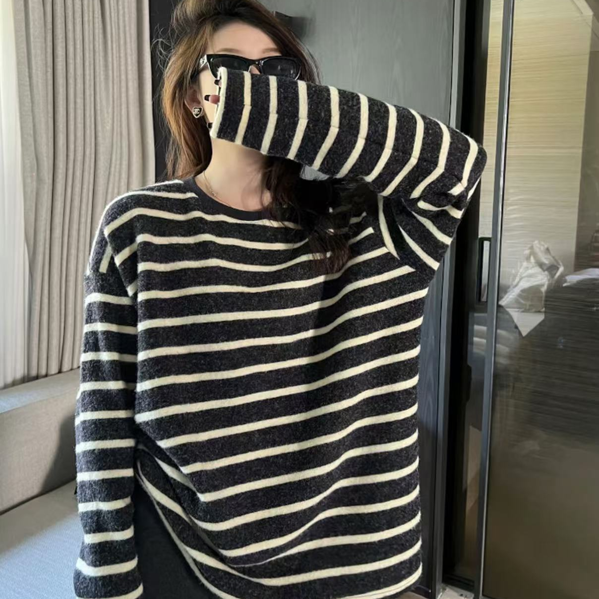 韩系海盐奥利奥绒绒澳绒加厚慵懒宽松显瘦长袖条纹t恤女