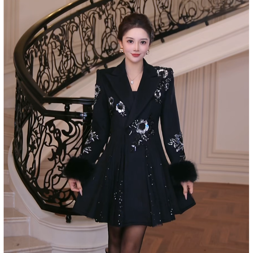 【芙娜妮】2025羊毛设计感通勤时尚收腰保暖秋冬女连衣裙FG2531010A