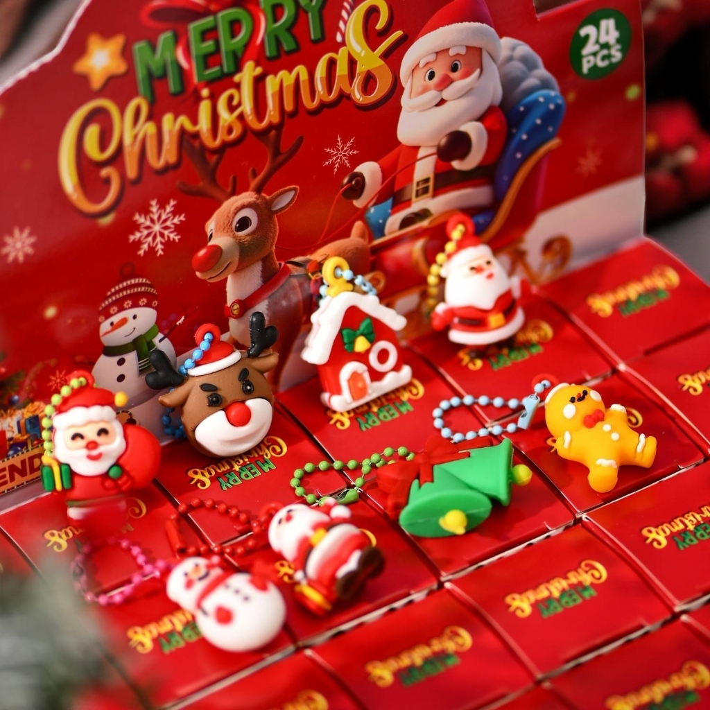 新款圣诞节盲盒洞洞乐玩具圣诞老人参果 云南石圣诞树钩织材料