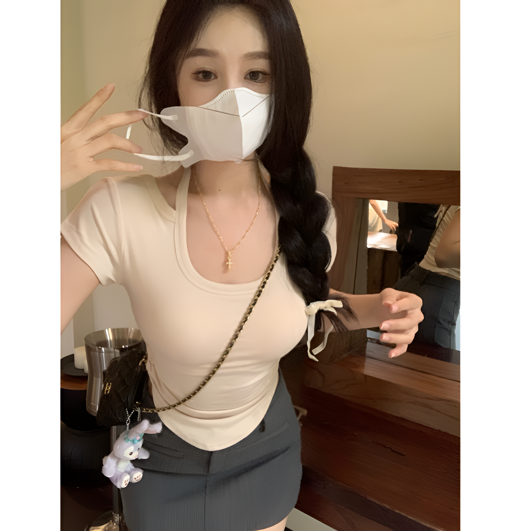 【朝花夕拾】纯欲设计感小心机夏季褶皱挂脖t恤女修身显瘦短袖上衣