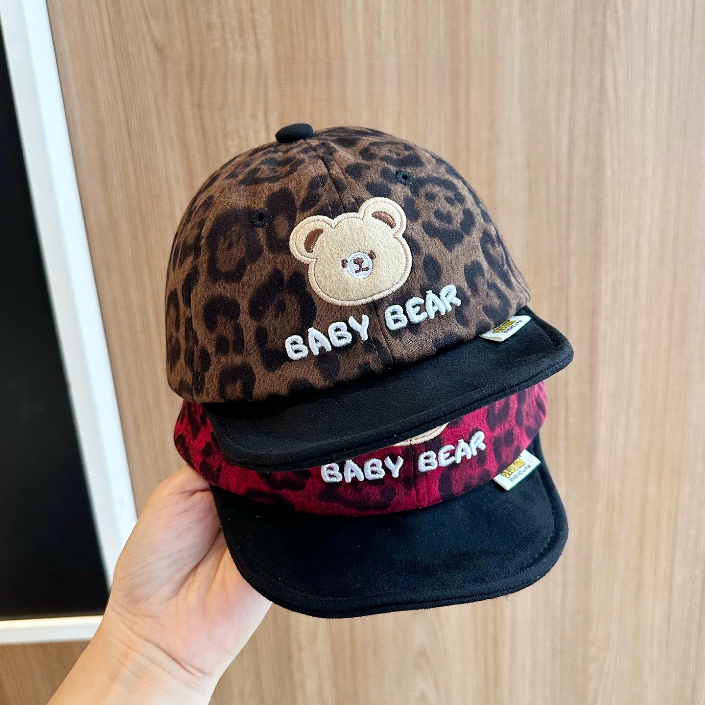 儿童宝宝豹纹个性软檐鸭舌帽男女童时尚潮流百搭春秋季保暖棒球帽