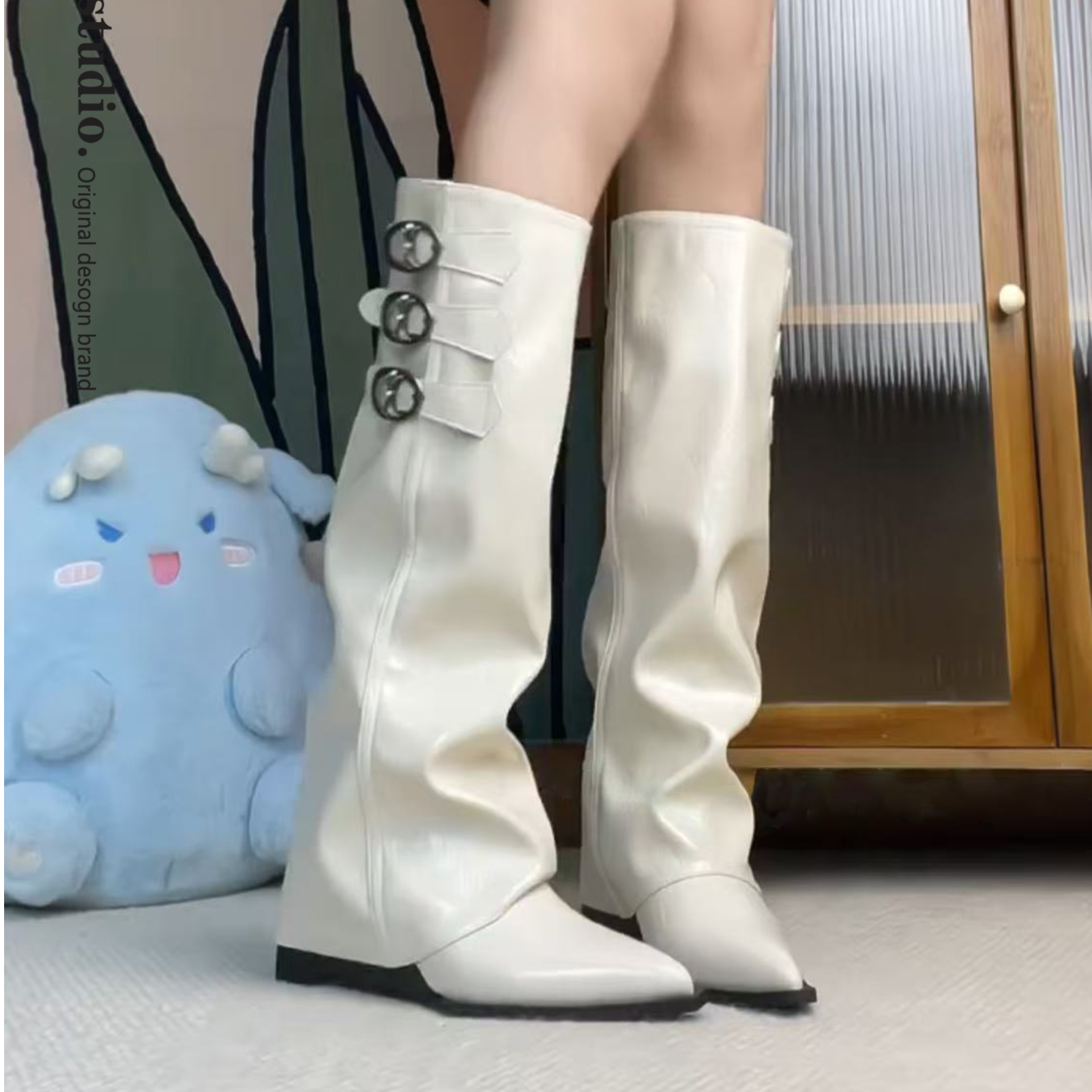 白色尖头长靴女2025新款秋季高跟靴不过膝堆堆裤管靴高筒骑士靴子
