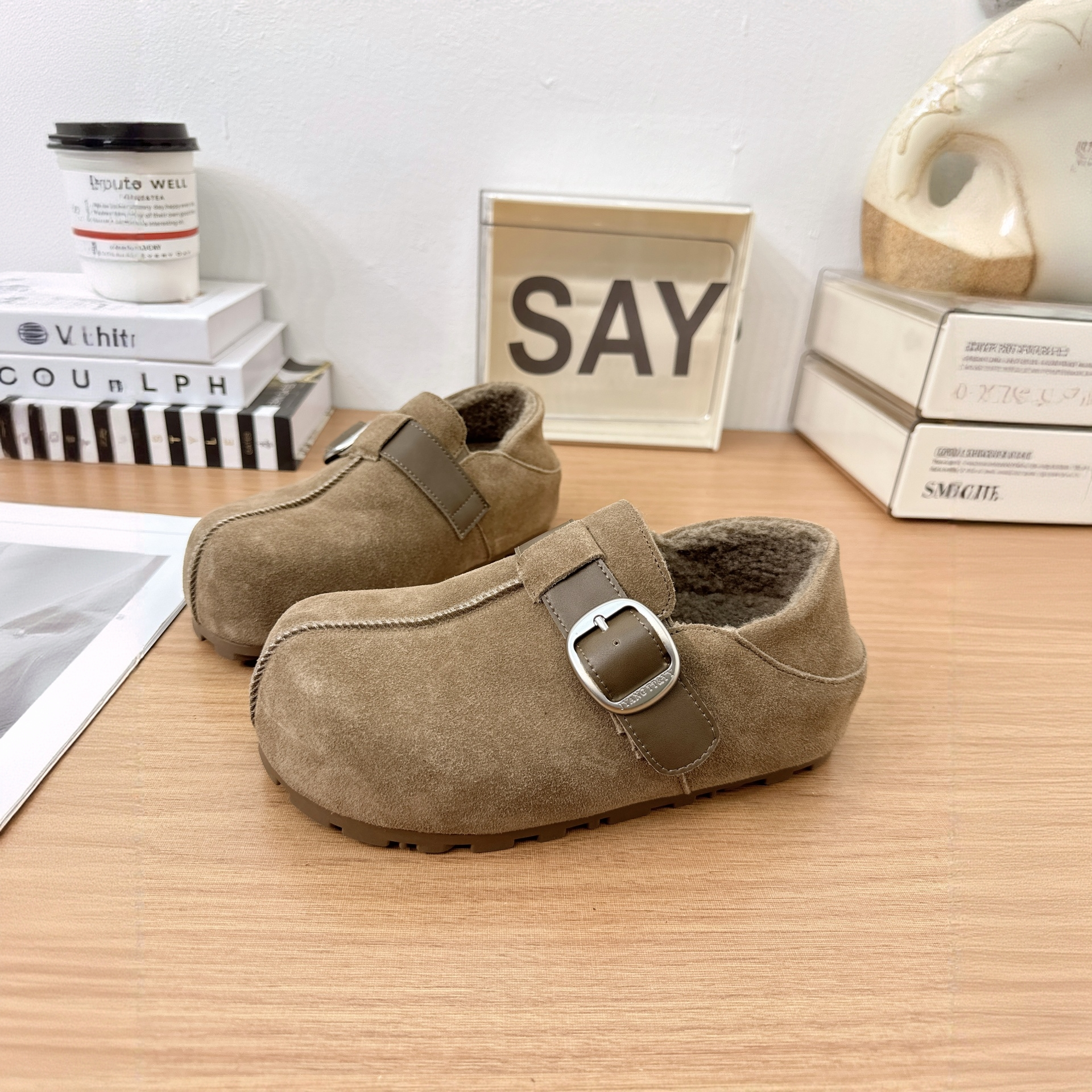 磨砂真皮厚底增高大头勃肯鞋女2025年秋冬新款复古两穿加绒穆勒鞋