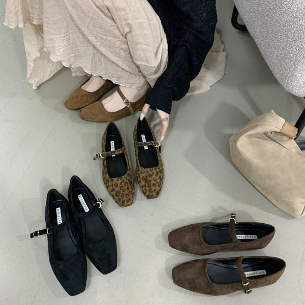 QR-333-111温柔淑女风玛丽珍鞋新款绒面日常休闲简约百搭时装单鞋