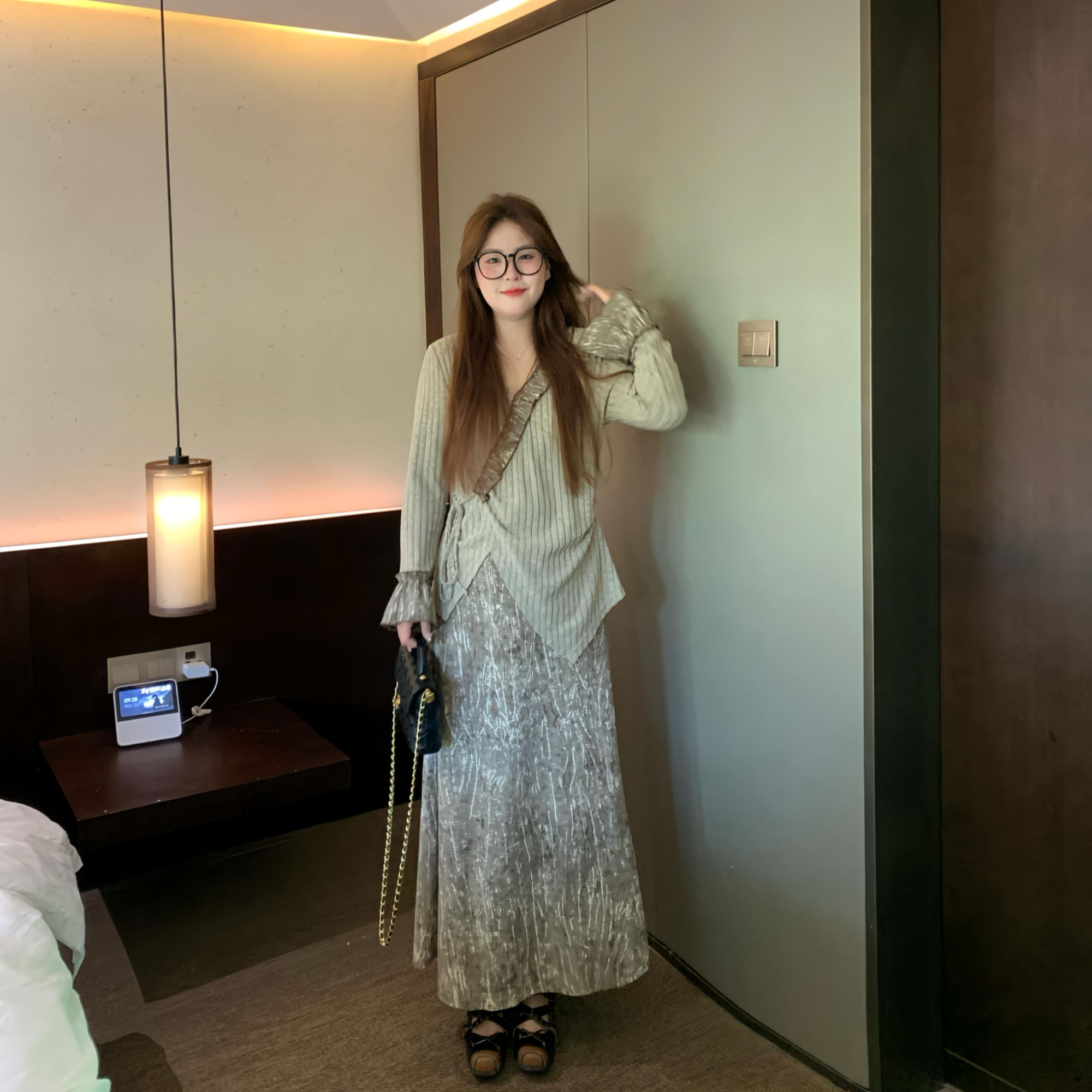 盈盈&南岛风大码女装拼接设计感小衫秋季胖mm显瘦半裙套装ZYY2154