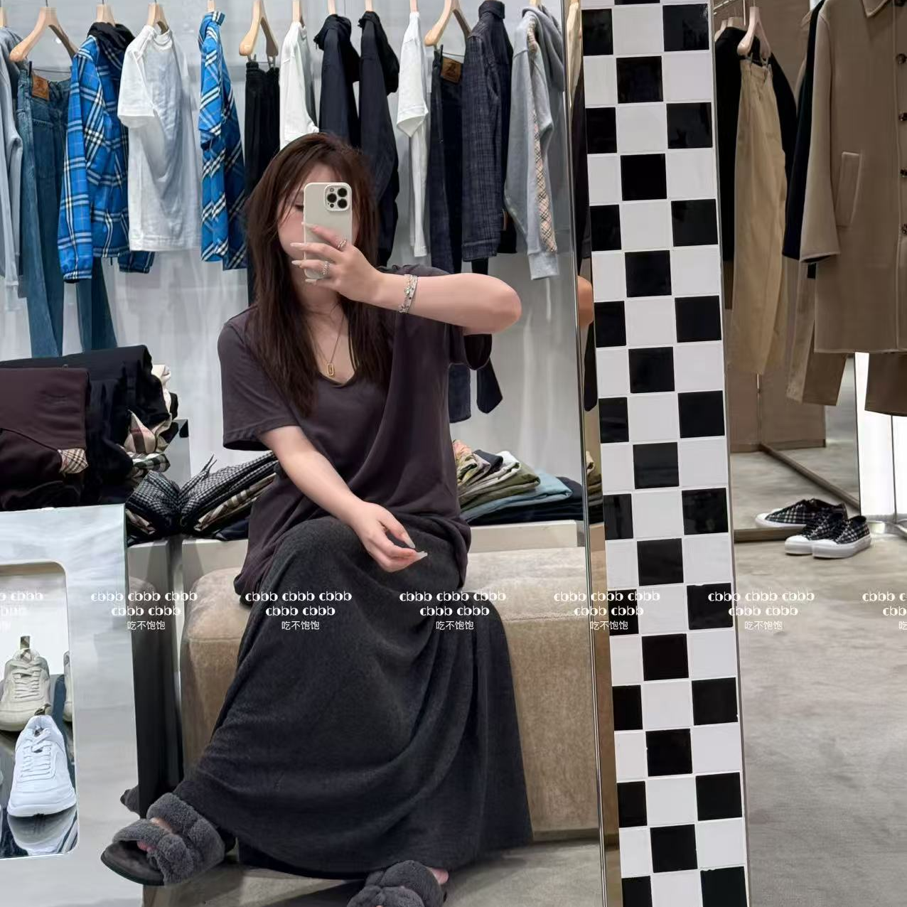 【吃不饱饱】大码 乌云心事 松弛感显瘦柔软细腻针织半身裙100