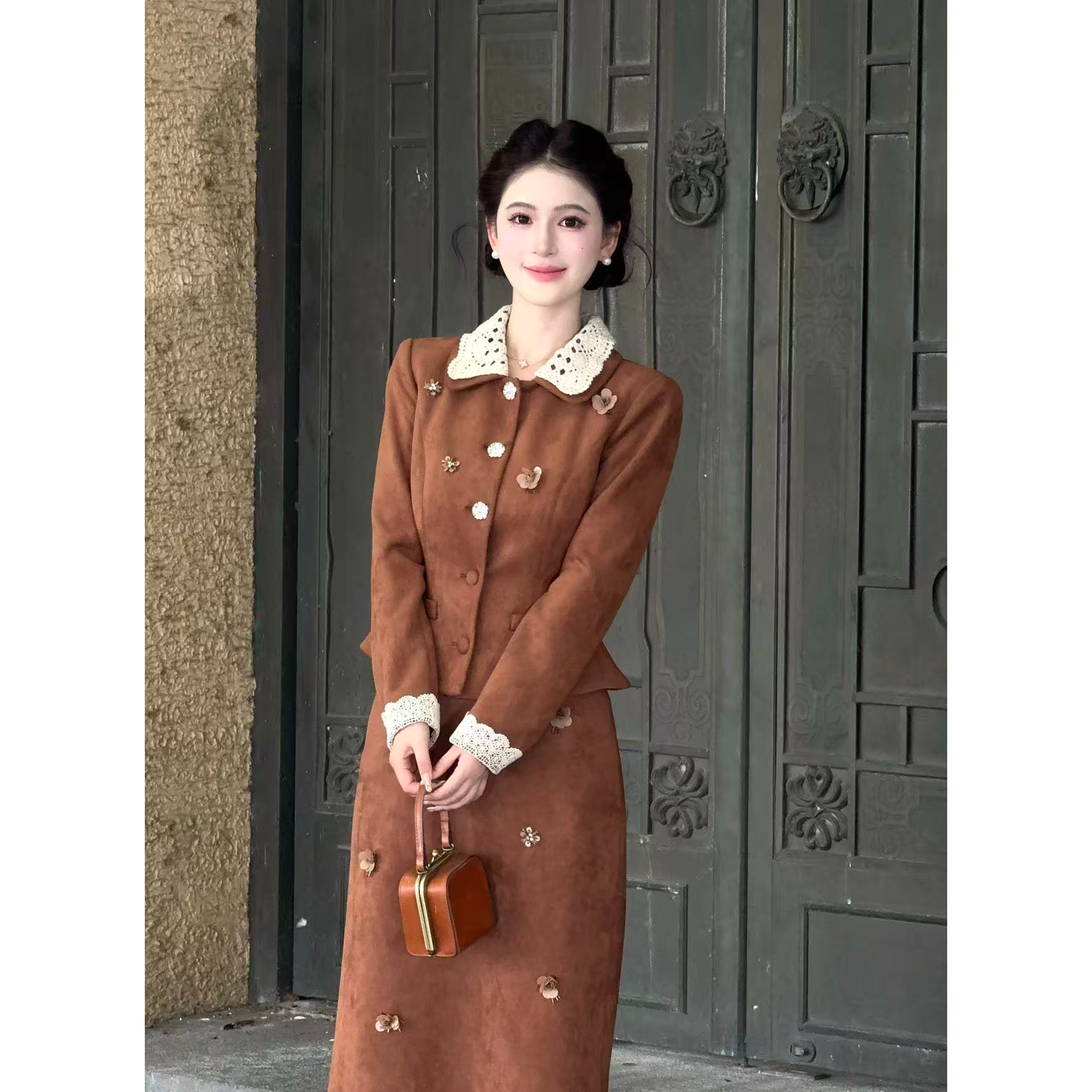 LiLi李李家【热可可】miu系复古风棕色外套半裙套装XMZH9766