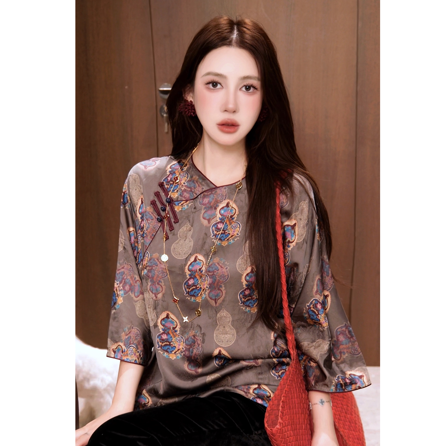 G. yantong/郭彦彤 薄款国风圆领斜襟复古提花上衣小衫女DD1202