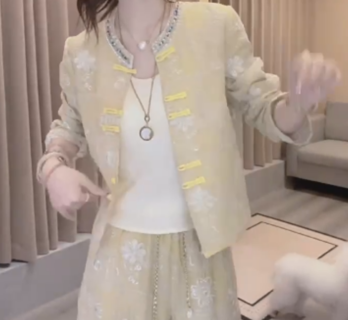 2025春季新款网红同款洋气韩版潮流女装外套裤子两件套高端x8