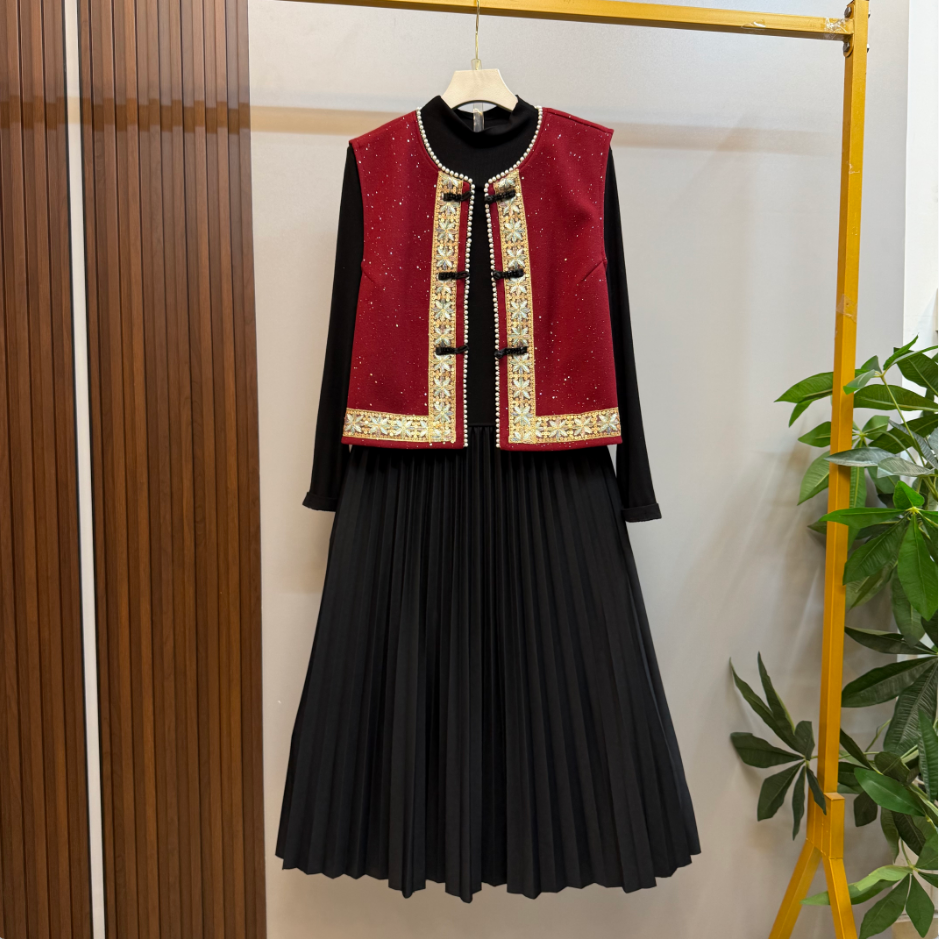 新款大码女装时尚洋气复古盘扣马甲十百褶裙两件套套装