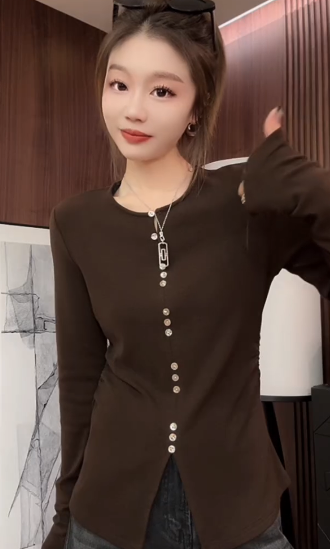 欧货2025秋冬洋气设计感长袖针织衫气质宽松显瘦上衣女