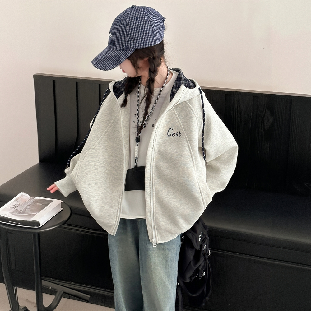 女孩秋冬季外套2025新款女童灰色连帽拉链卫衣开衫中学生加棉上衣