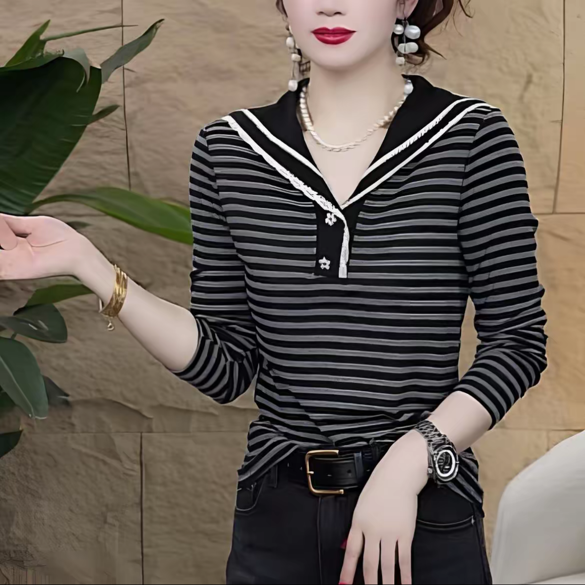 秋季新款时尚洋气长袖显瘦减龄条纹设计感拼接海军领休闲气质上衣