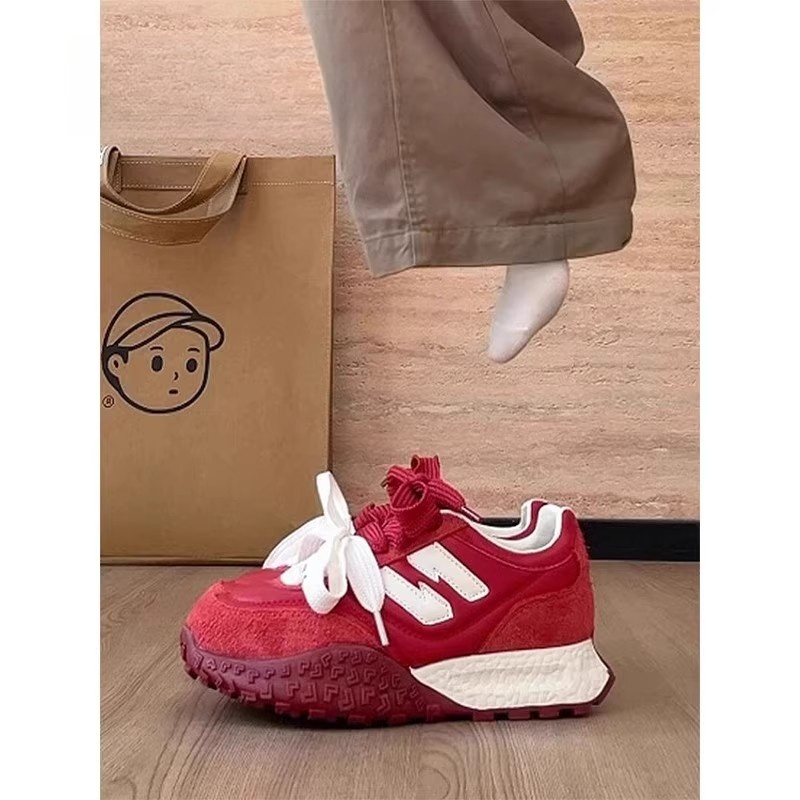 卓诗尼【断码清仓】厚底阿甘鞋女2025秋季百搭运动休闲鞋红白德训鞋