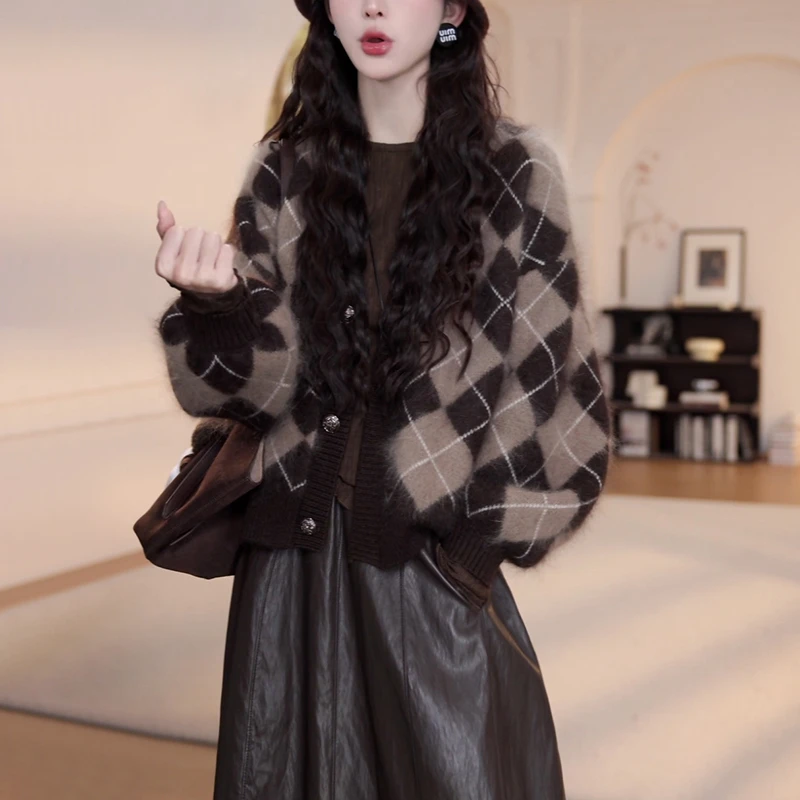 冬季慵懒风宽松V领格子针织毛衣开衫外套女韩版半身皮裙子两件套