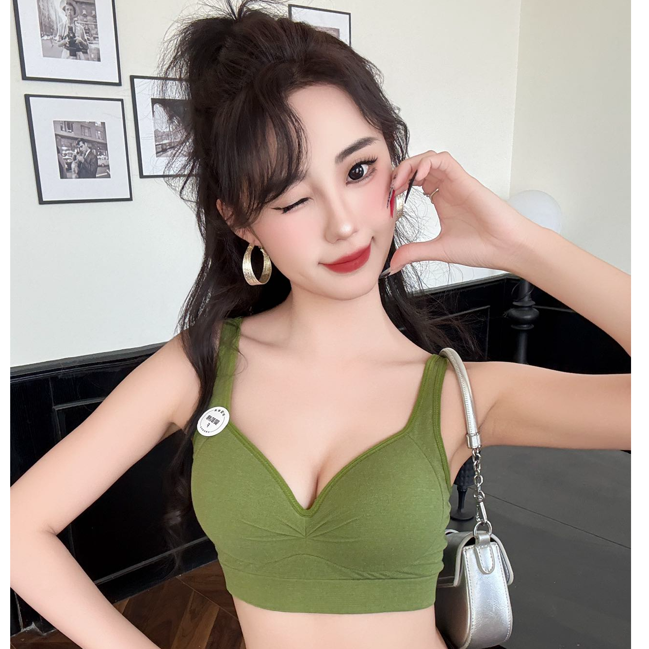 春夏新款胸大显小12色系美背背心女无缝棉聚拢一体式内衣内搭外穿