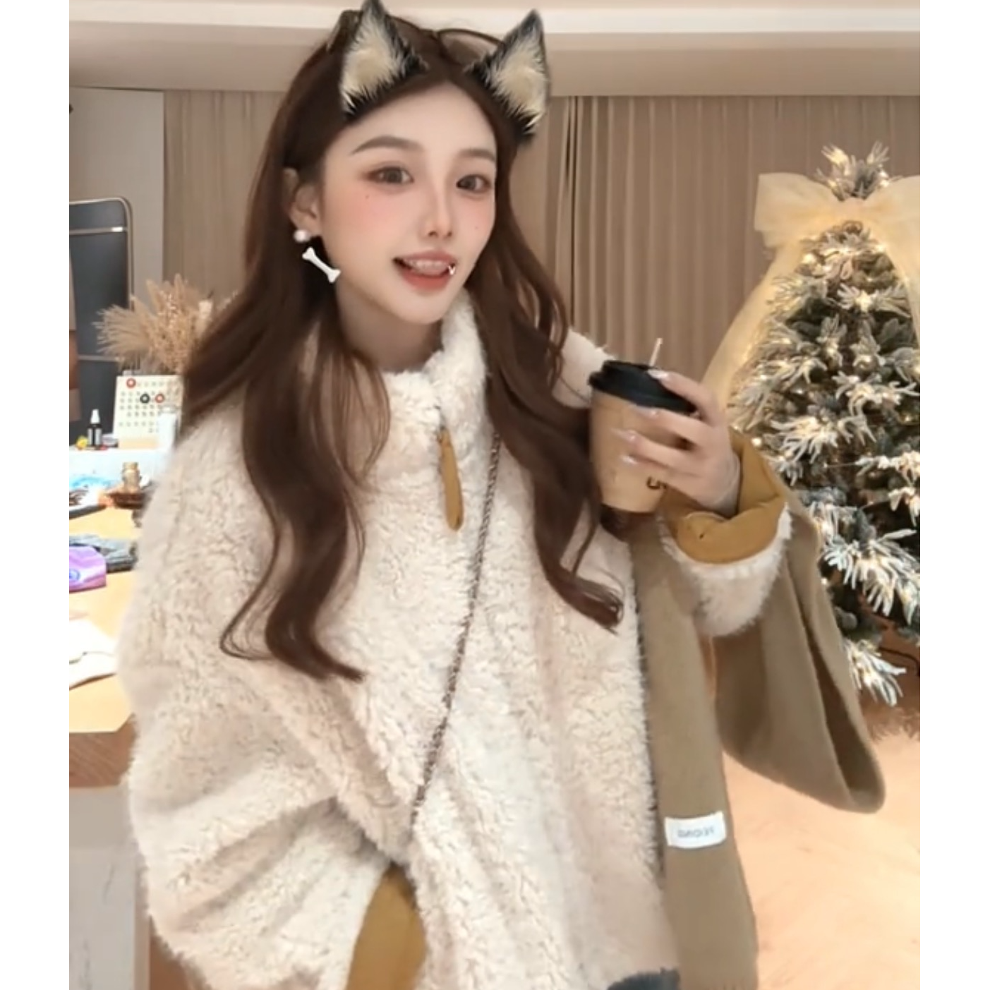 韩系流行高级感毛毛短外套女装2025秋冬韩版巨好看领时尚保暖上衣