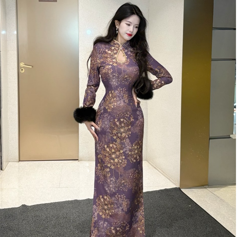 LHMknk1画报夫人原创厚款烫金针织提花水滴领旗袍 袭紫良人长袖