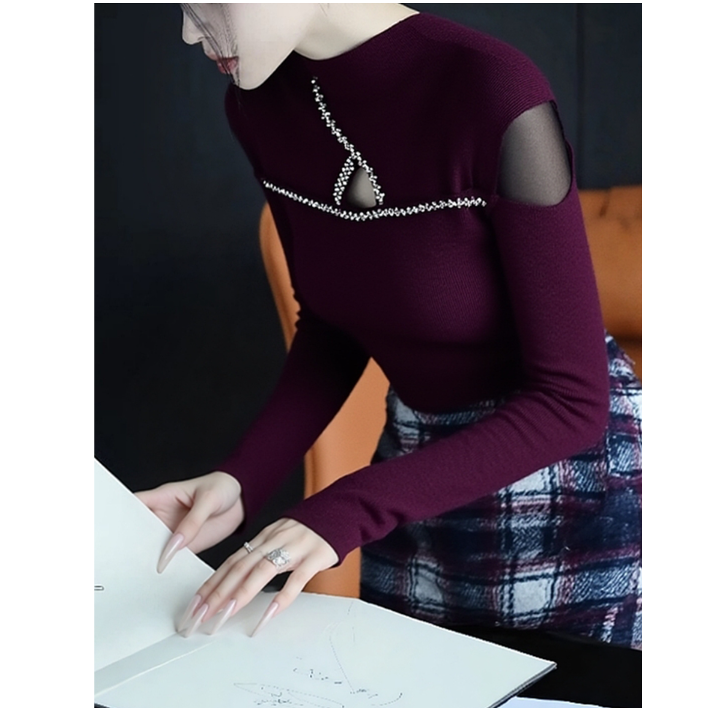 法式气质轻熟风镂空针织衫女2025秋冬新款韩系设计感内搭修身上衣