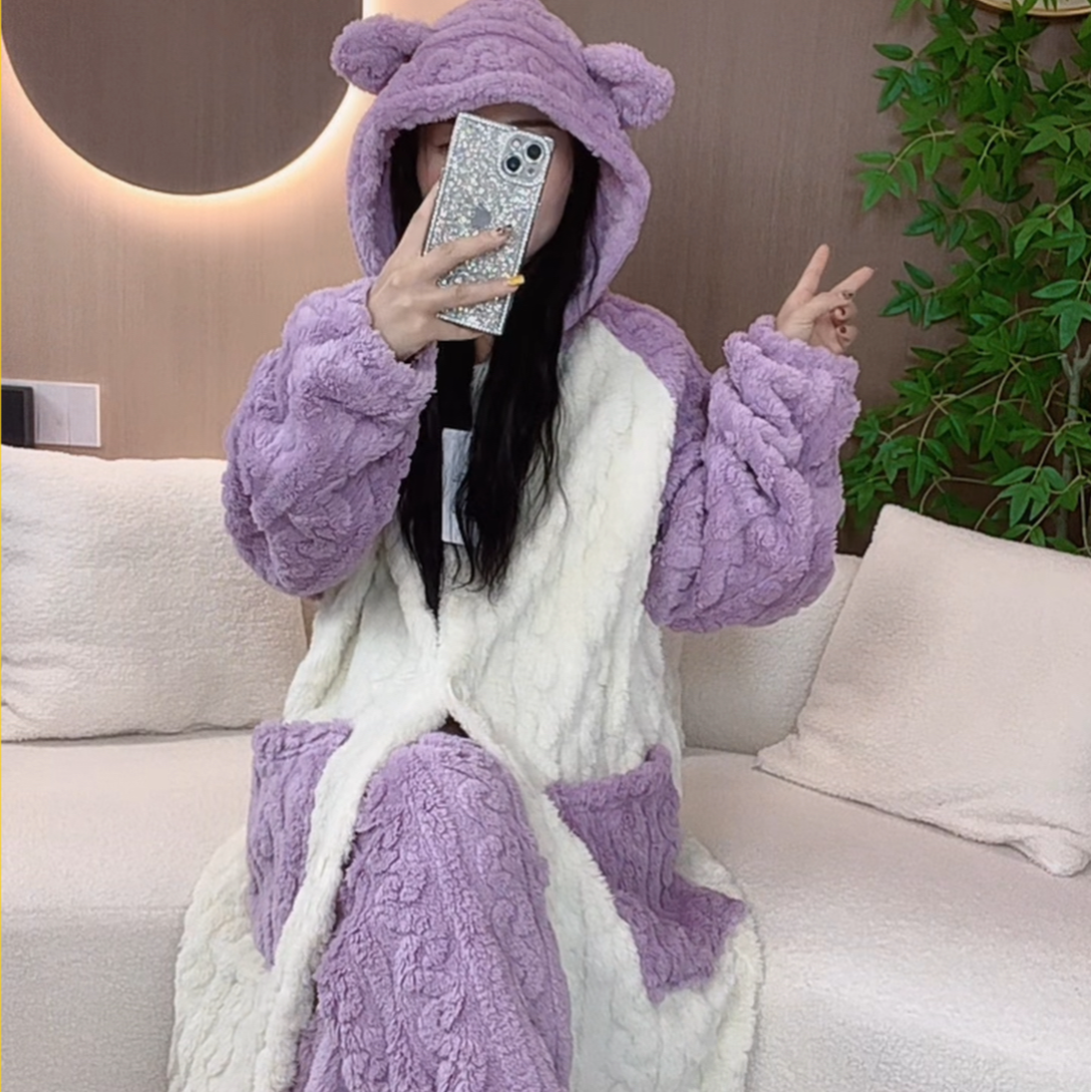 2025年新款加厚睡袍菠萝格可爱小众秋冬款宿舍女款家居服套装睡袍