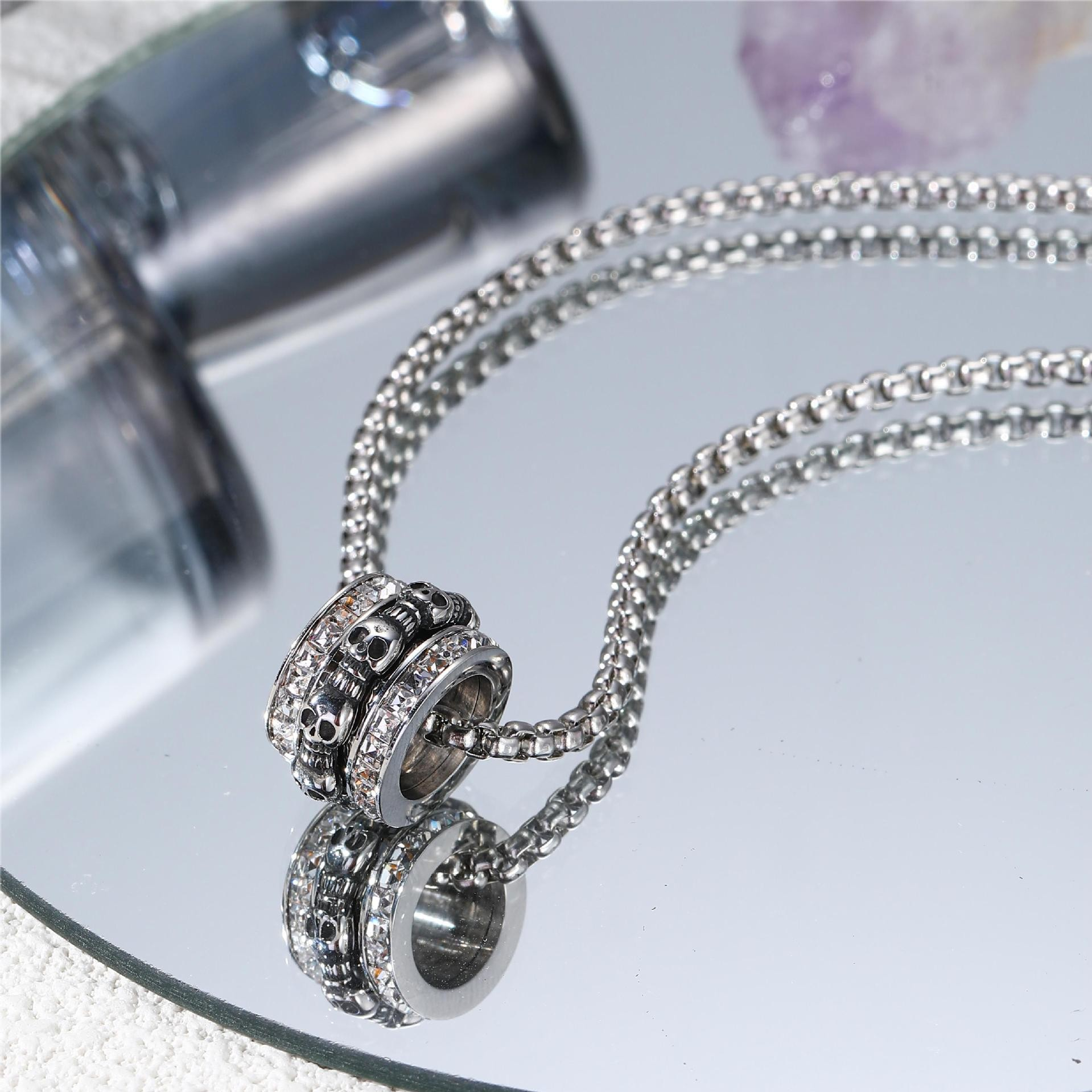 钛钢项链 嘻哈风骷髅头项链男潮高级感百搭可旋转小蛮腰锁骨链