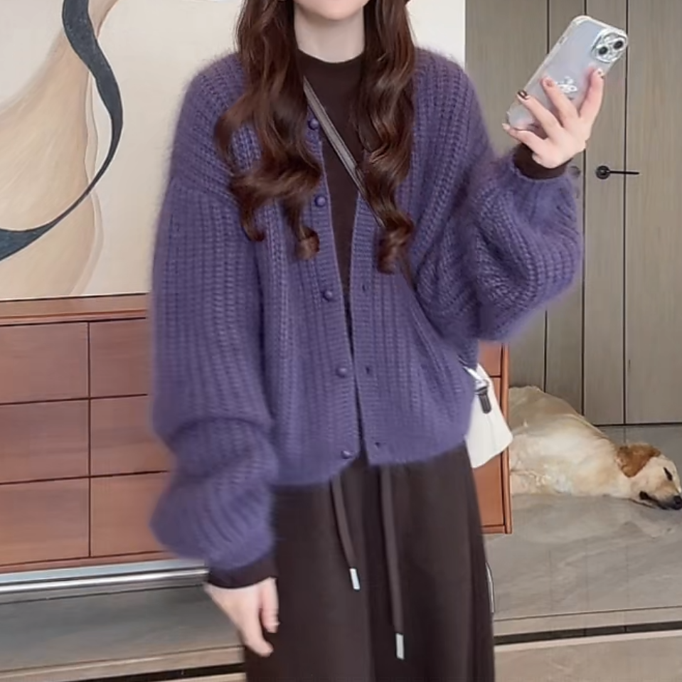 法式温柔系圆领软糯紫色针织毛衣外套女2025新款秋冬宽松洋气开衫