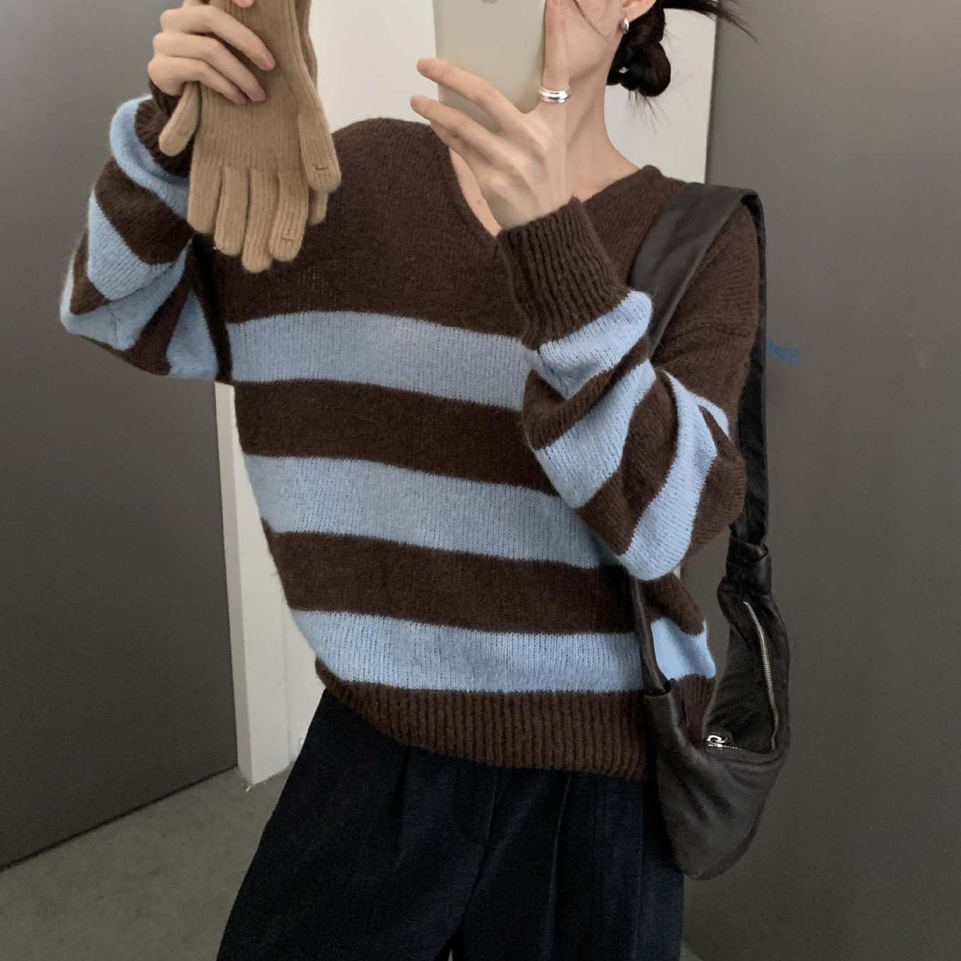 韩系慵懒风撞色时尚休闲软糯条纹V领毛衣秋冬宽松长袖套头针织衫