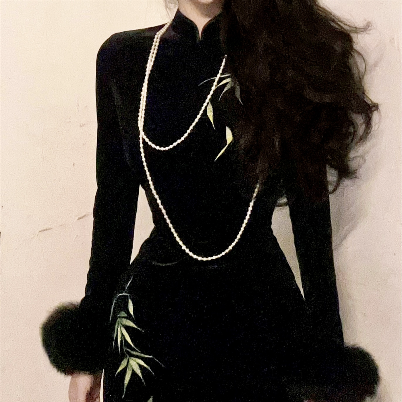 LHMknk1画报夫人原创自制新中式高级绣花旗袍丝绒连衣裙 拂为玉竹