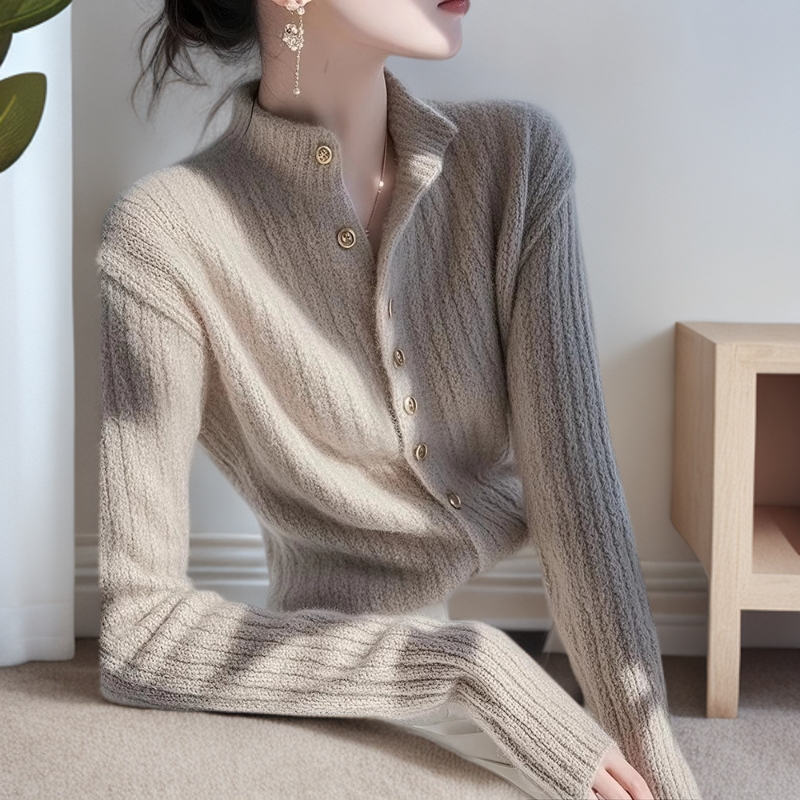 燕麦色半高领针织开衫女2025秋冬新款高级感超好看气质毛衣打底衫