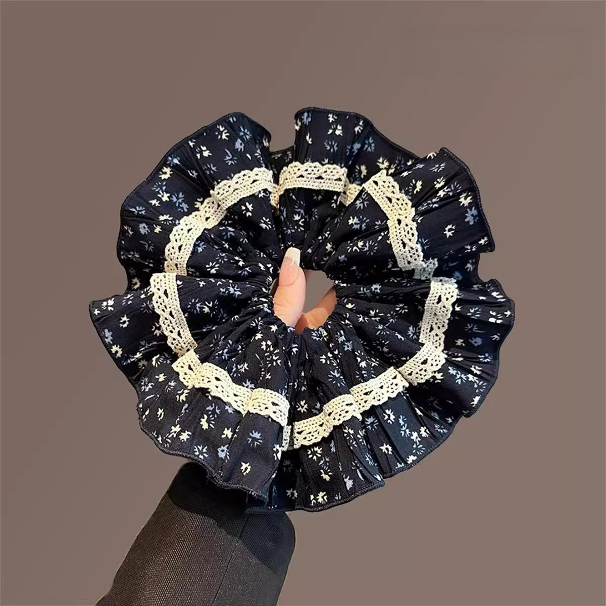 日韩田园气质蕾丝边肥肠圈网红碎花高弹发圈时尚盘发头圈个性头花