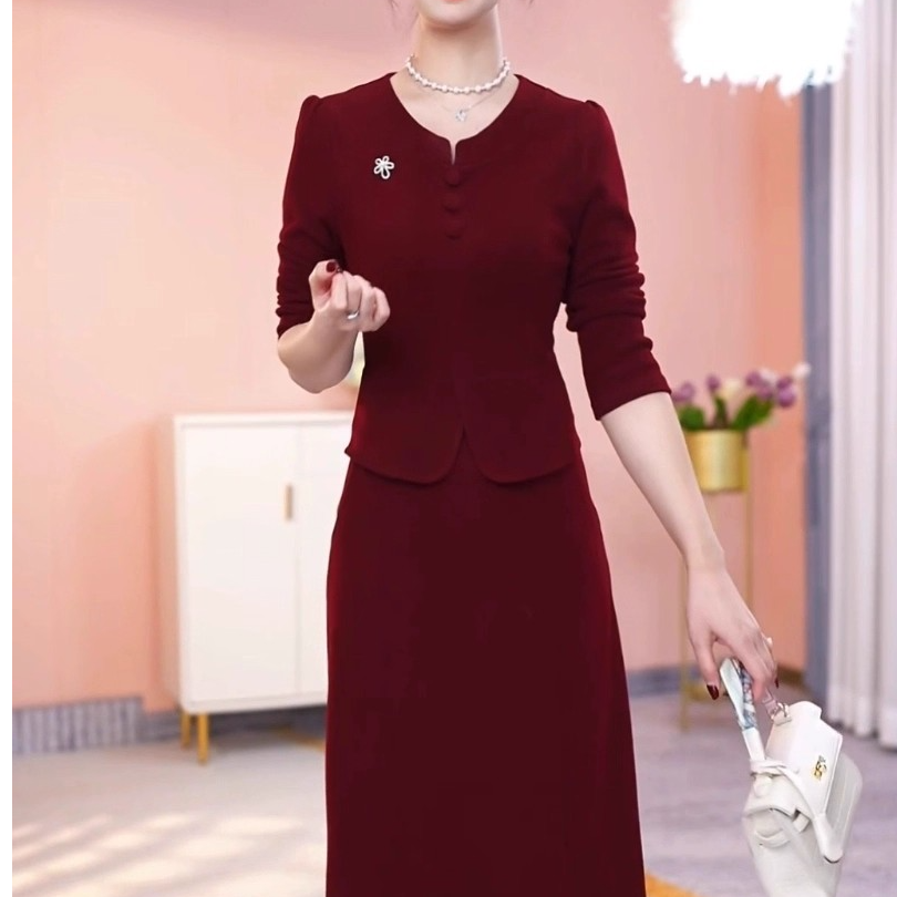 2025网红爆款喜婆婆妈妈高端连衣裙女春秋冬婚宴洋气质中年裙子