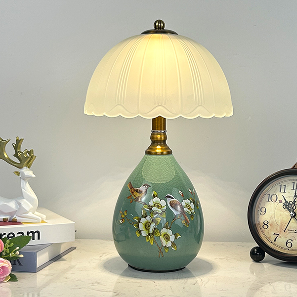 陶瓷轻奢卧室床头灯时尚创意温馨浪漫USB调光充电触摸台灯家用