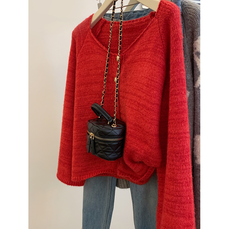 巨喜欢这件！红色圆领爱心扣针织开衫女秋冬新款洋气百搭毛衣外套