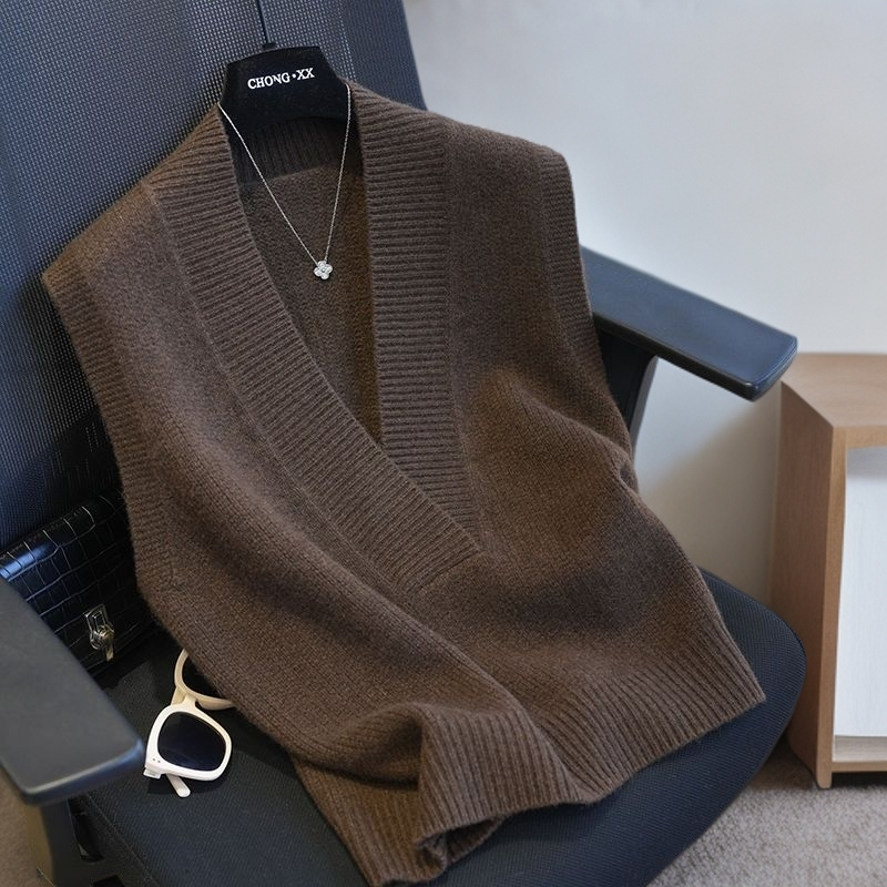 宽松型女V领秋冬季2025新款爆款马夹时尚无袖慵懒风马甲百搭外穿