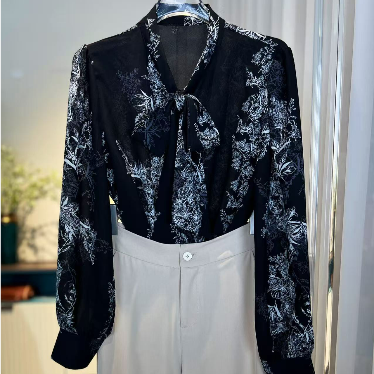 【墨色生宣】新款春秋气质宽松型长袖百搭极简风显瘦印花女士上衣